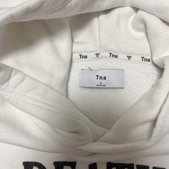 Aritzia Hoodie - Picture 2 of 3